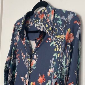 Orvis Blue Floral 100% Silk Button-Up Shirt size Small
